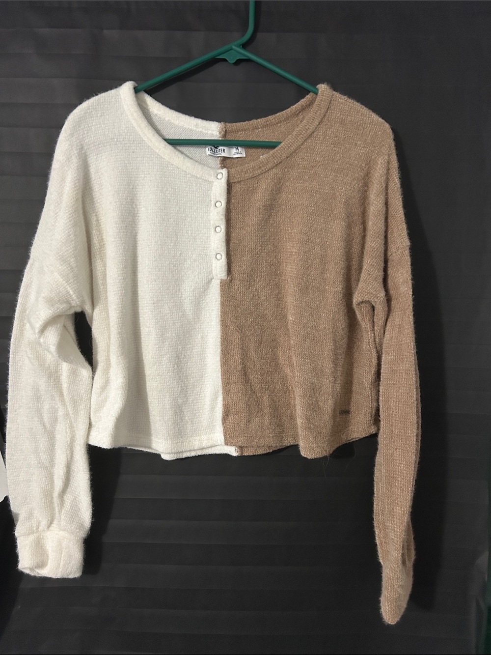 Hollister Two-Tone Cream & Tan Cropped Button-Up Cardigan